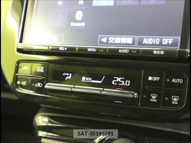 Toyota PRIUS 2020-12 207763-10