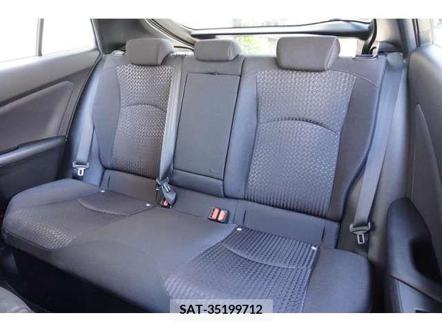 Toyota PRIUS 2016-09 200040-13