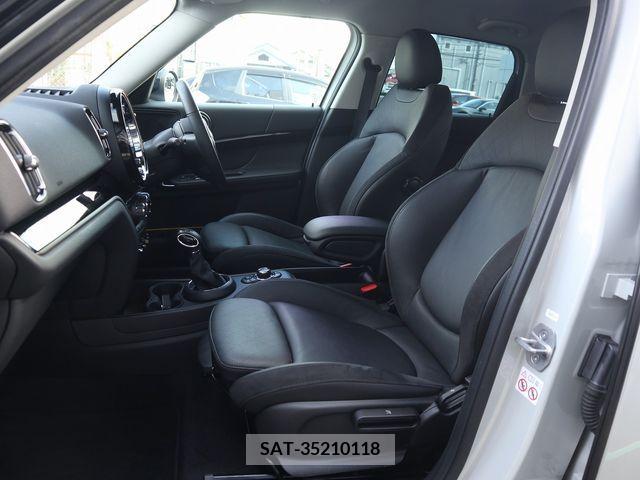 Bmw MINI 2022-10 228126-12