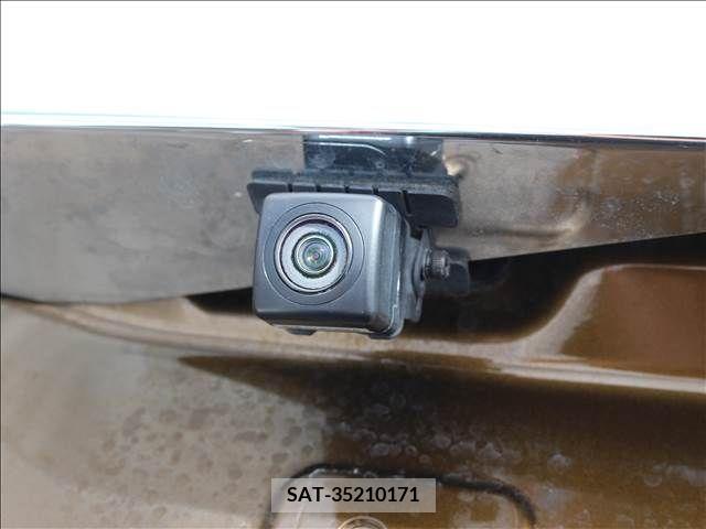 Suzuki SPACIA 2018-03 249967-4
