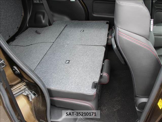 Suzuki SPACIA 2018-03 249967-12