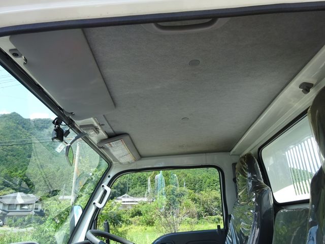Isuzu ELF TRUCK 2021-02 18666-20