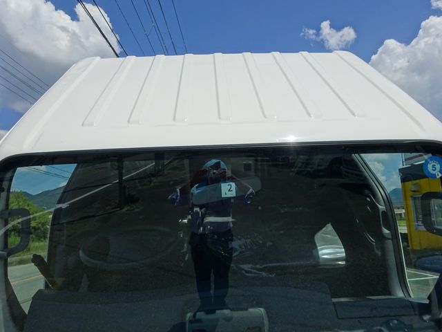 Isuzu ELF TRUCK 2021-02 18666-28