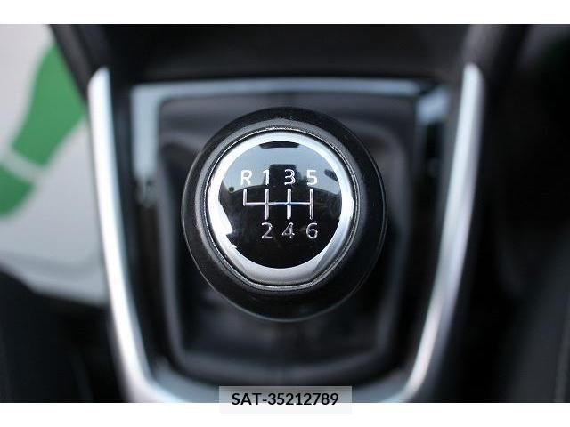 Mazda CX-3 2015-06 213823-1