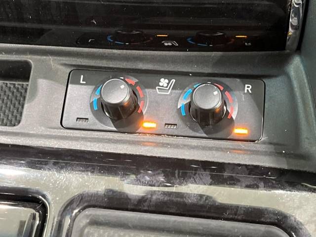 Toyota ALPHARD 2021-03 184519-9