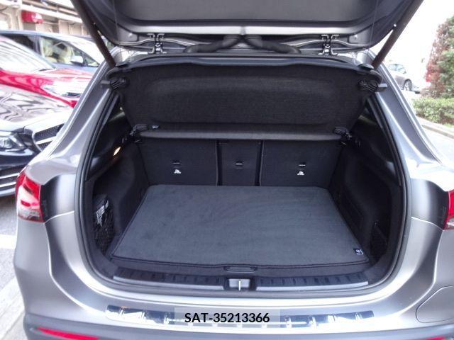 Mercedes Benz EQA 2022-12 220149-10