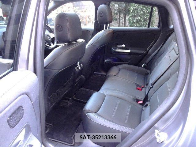 Mercedes Benz EQA 2022-12 220149-17