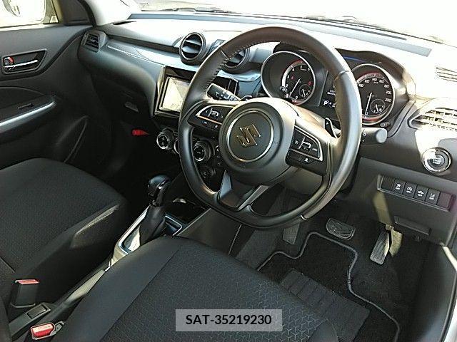 Suzuki SWIFT 2019-05 235588-1