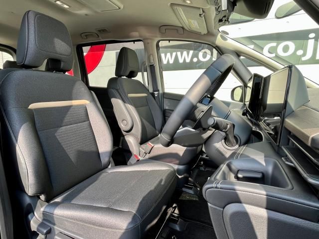 Nissan SERENA 2022-12 195577-24