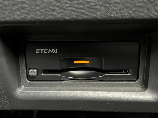 Nissan SERENA 2022-12 195577-18