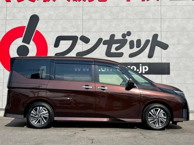 Nissan SERENA 2022-12 195577-3