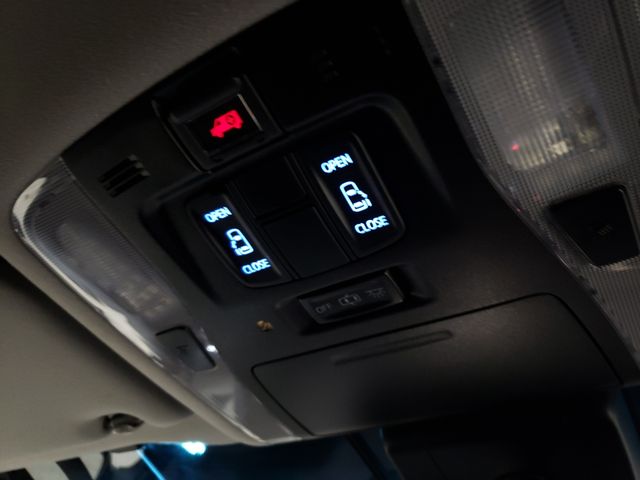 Toyota VELLFIRE 2018-03 193172-20