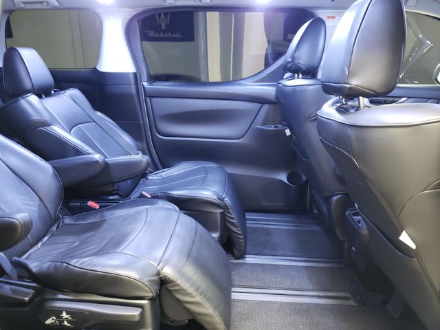 Toyota VELLFIRE 2018-03 193172-22