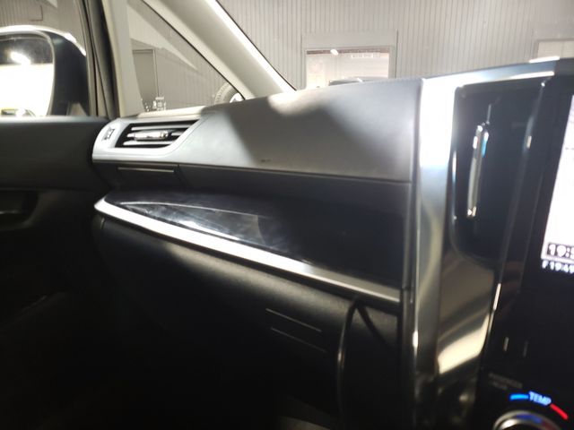 Toyota VELLFIRE 2018-03 193172-18