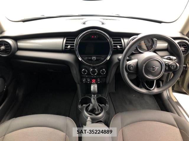 Bmw MINI 2019-06 377241-1
