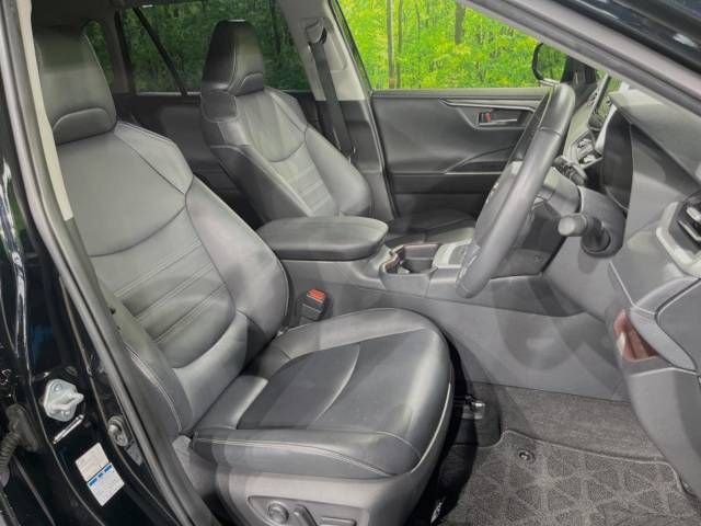 Toyota RAV4 2019-04 11515-8