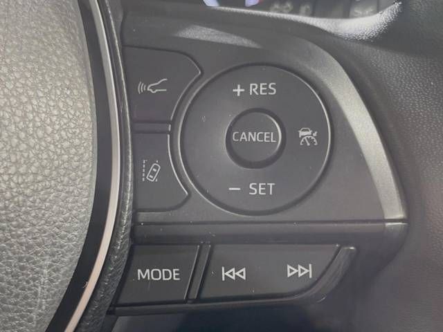 Toyota RAV4 2019-04 11515-7