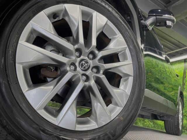 Toyota RAV4 2019-04 11515-13