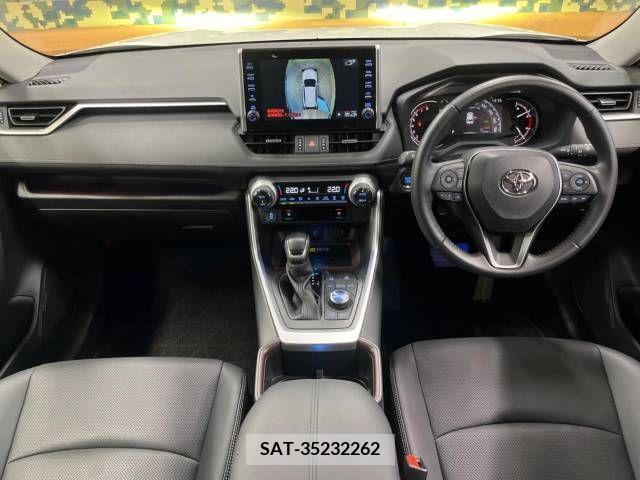 Toyota RAV4 2022-02 246163-1