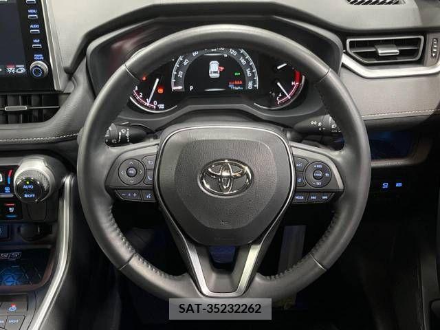 Toyota RAV4 2022-02 246163-11
