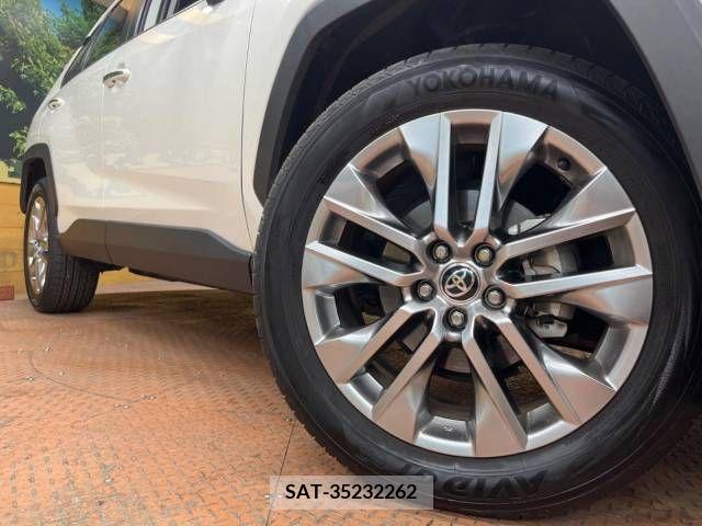 Toyota RAV4 2022-02 246163-12