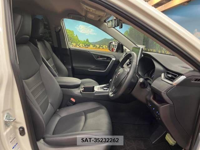 Toyota RAV4 2022-02 246163-8