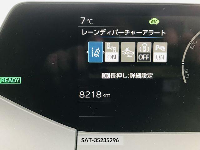 Toyota PRIUS 2023-04 208816-13