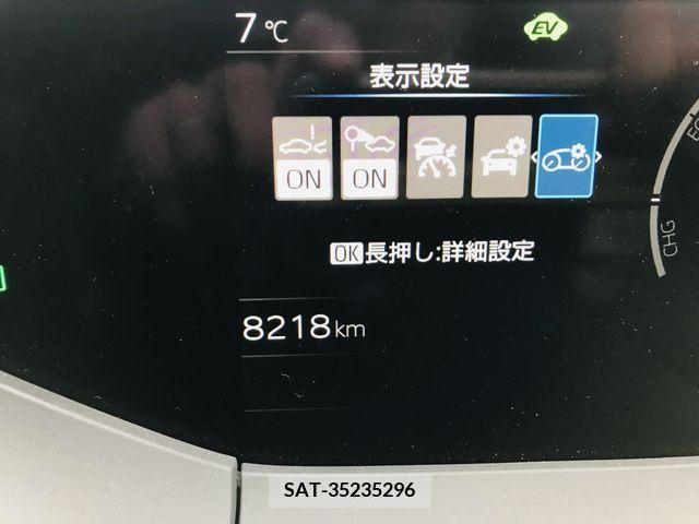 Toyota PRIUS 2023-04 208816-14