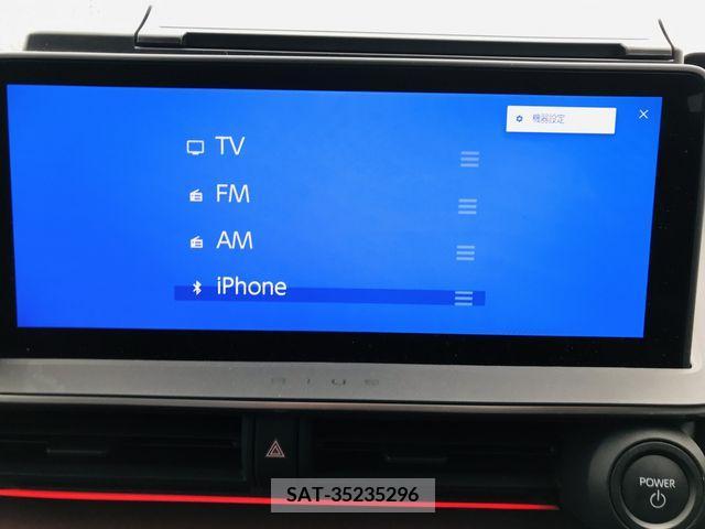 Toyota PRIUS 2023-04 208816-17