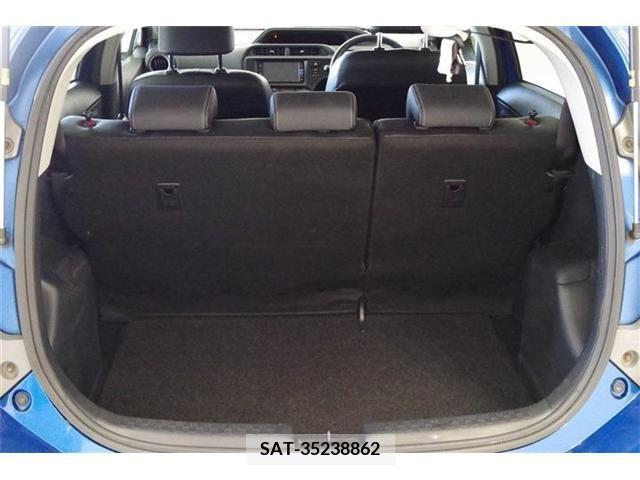 Toyota AQUA 2013-11 217168-16