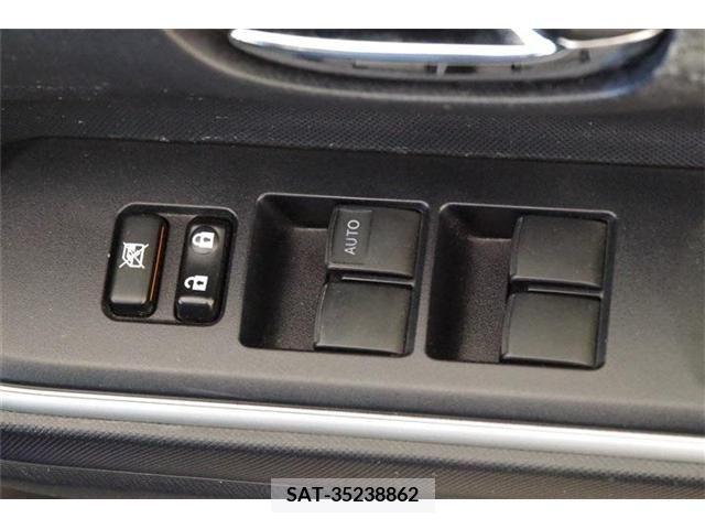 Toyota AQUA 2013-11 217168-11