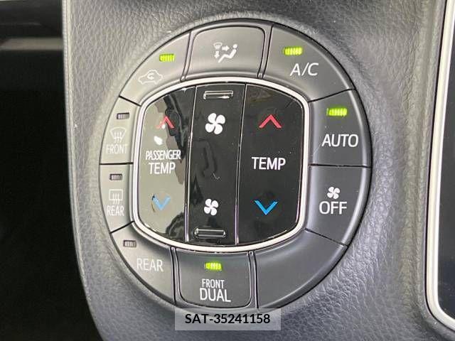 Toyota VOXY 2015-11 321469-7