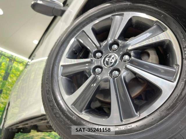 Toyota VOXY 2015-11 321469-14