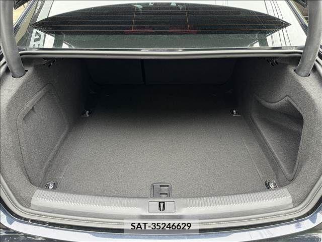 Audi A4 2012-03 261012-10