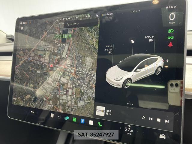 Tesla MODEL 3 2021-05 332432-5