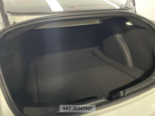 Tesla MODEL 3 2021-05 332432-17