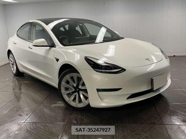 Tesla MODEL 3 2021-05 332432-0