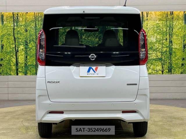 Nissan ROOX 2022-12 388496-15