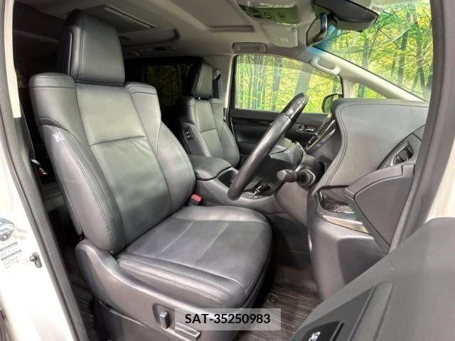 Toyota ALPHARD 2021-08 217131-8