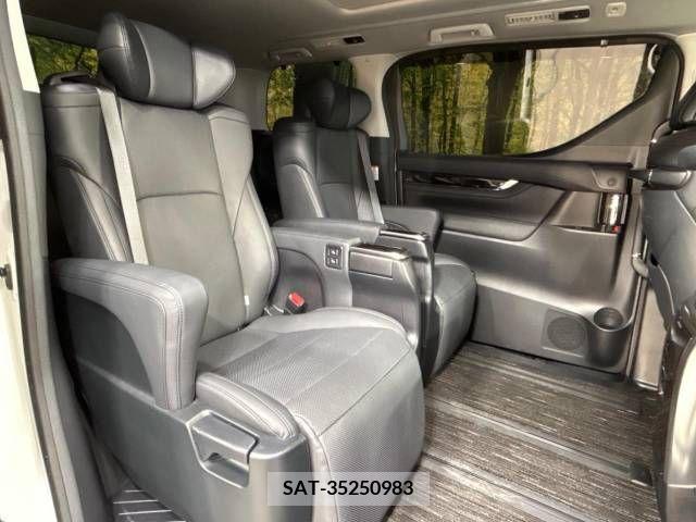 Toyota ALPHARD 2021-08 217131-9