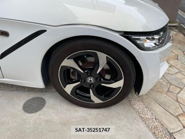 Honda S660 2016-08 330209-3
