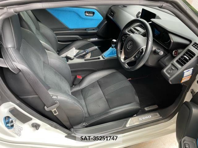 Honda S660 2016-08 330209-1