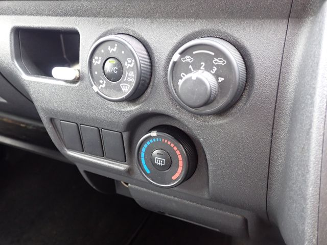 Toyota HIACE VAN 2015-11 186695-14