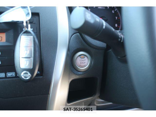 Nissan NOTE 2015-12 379837-21