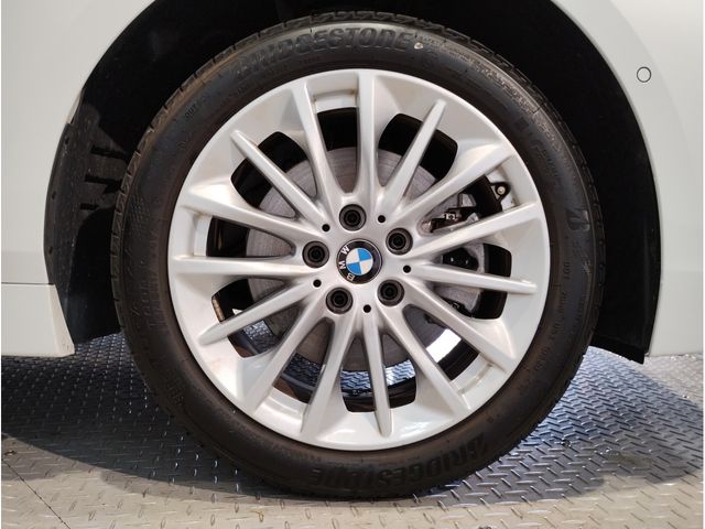 Bmw 1 SERIES 2020-09 22123-8