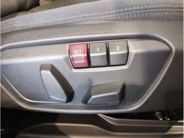 Bmw 1 SERIES 2020-09 22123-22