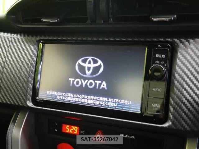 Toyota 86 2015-04 215098-2