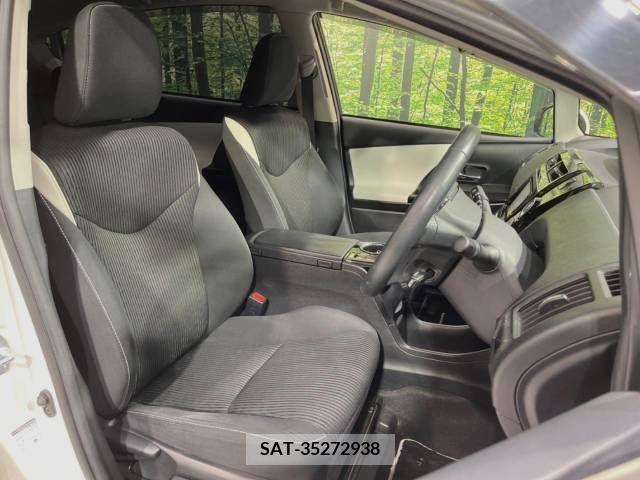 Toyota PRIUS ALPHA 2018-11 283475-9