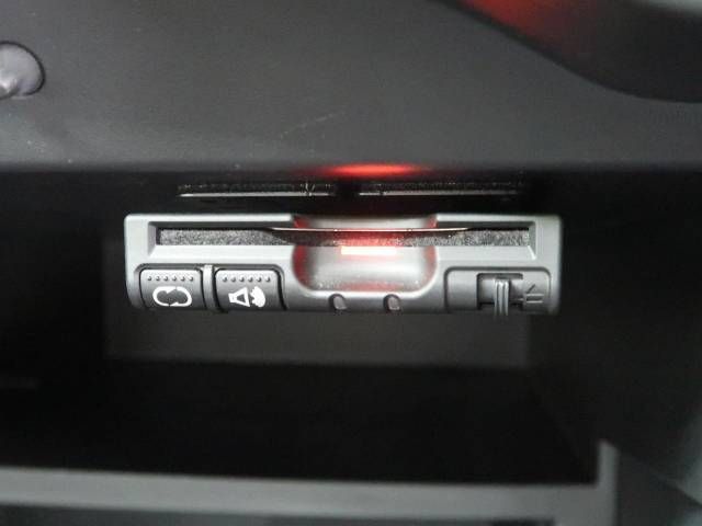 Nissan NOTE 2016-11 21744-6