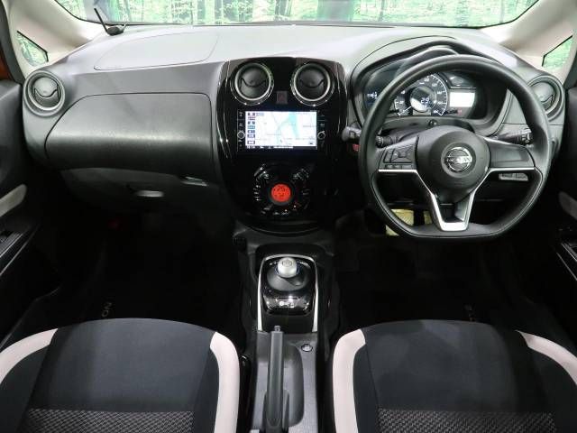 Nissan NOTE 2016-11 21744-1